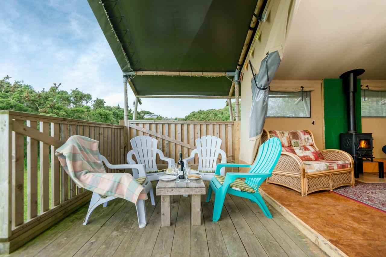 ホテル Kidwelly Glamping エクステリア 写真