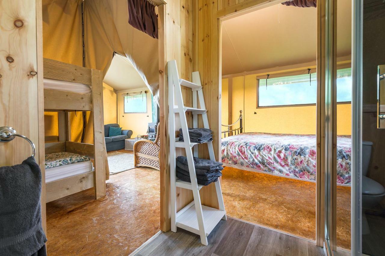 ホテル Kidwelly Glamping エクステリア 写真